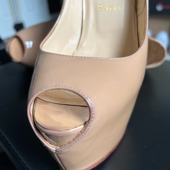AUTHENTIC Christian Louboutin Highness 160 Nude Patent - Picture 2 of 7